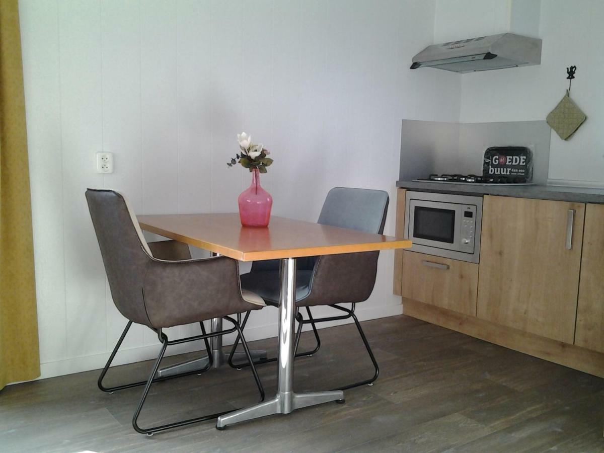 Bed & Breakfast Meinsma Moddergat Eksteriør bilde